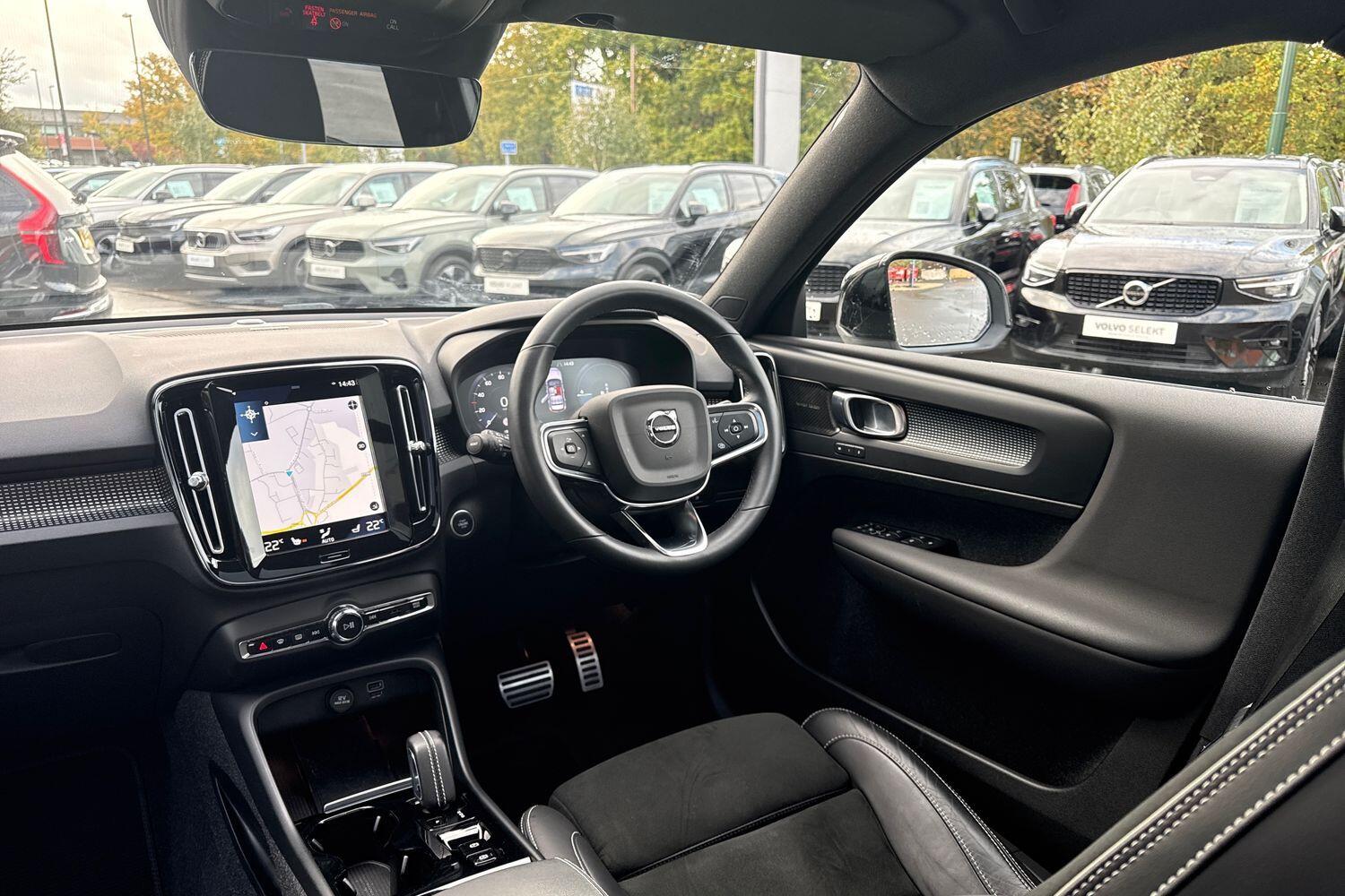 Used Volvo XC40 2021 for sale - 76359934: Photo 32