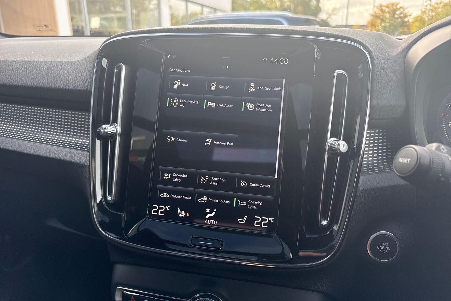 Used Volvo XC40 2021 for sale - 76359934: Photo 41
