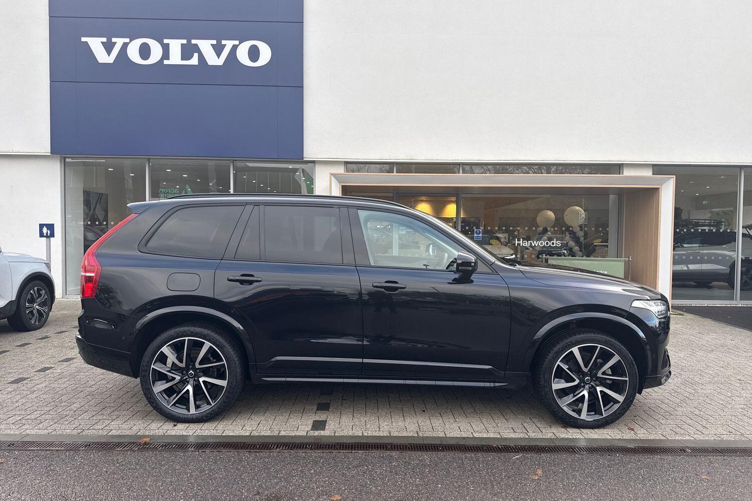 Used Volvo XC90 2024 for sale - 76688542: Photo 2