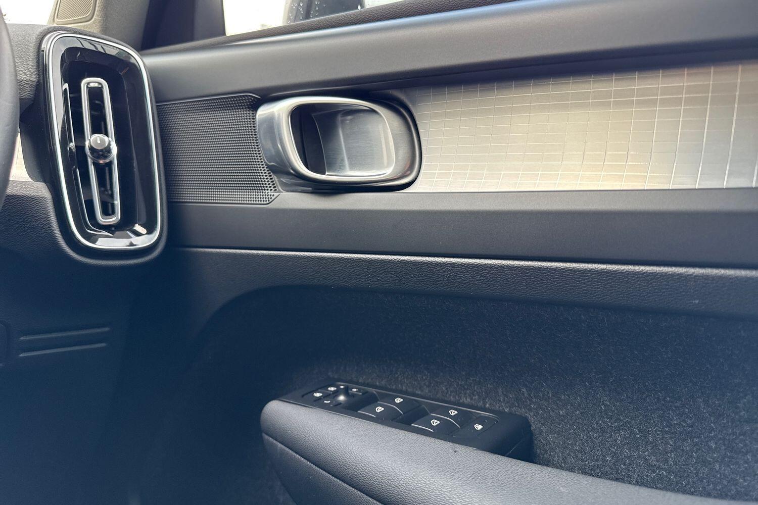 Used Volvo XC40 2020 for sale - 77386641: Photo 41