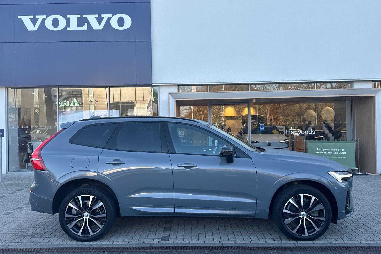 Used Volvo XC60 2023 for sale - 76700840: Photo 2