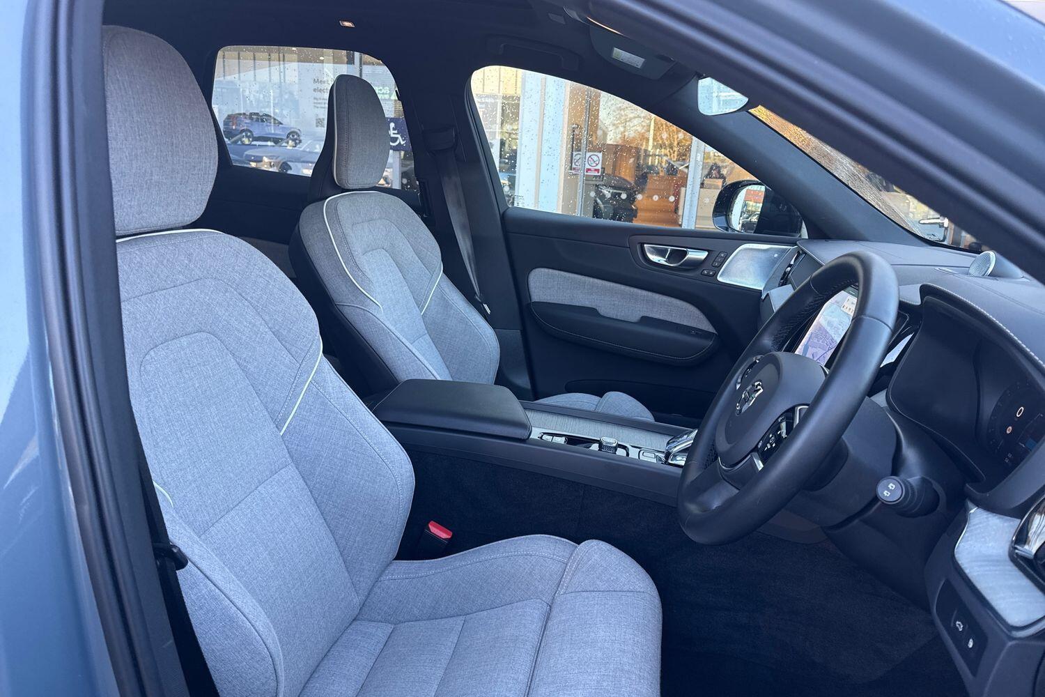 Used Volvo XC60 2023 for sale - 76700840: Photo 26