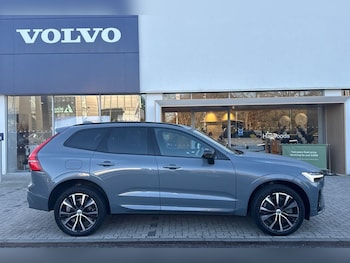 Used Volvo XC60 2023 for sale - 76700840: Photo