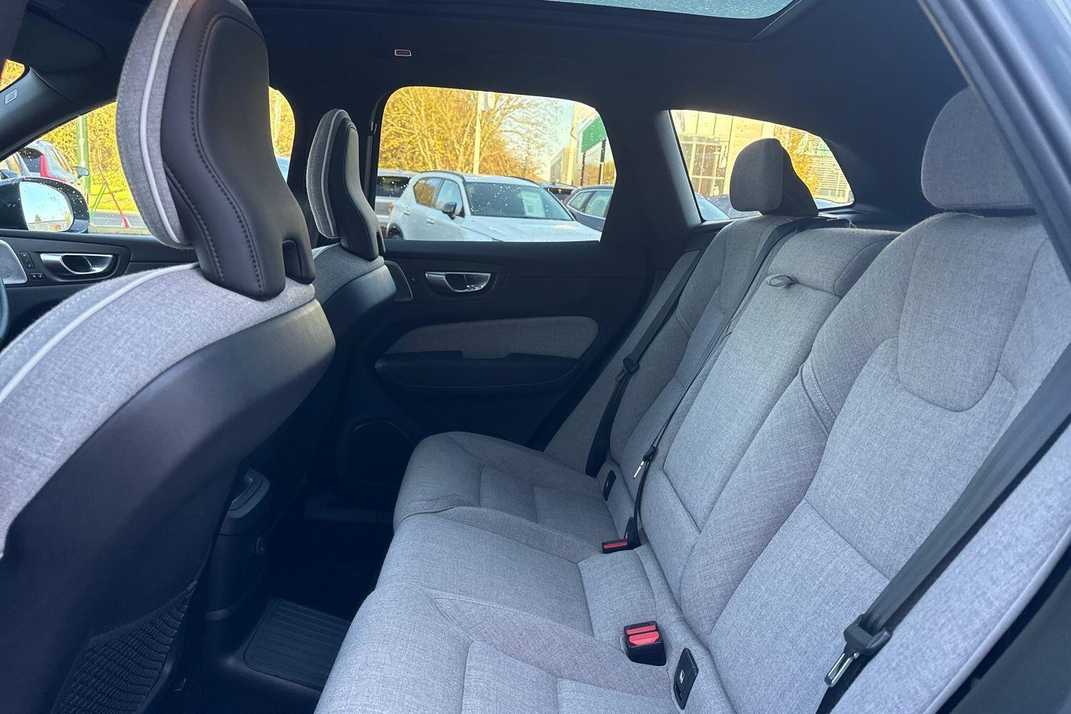 Used Volvo XC60 2023 for sale - 76700840: Photo 30