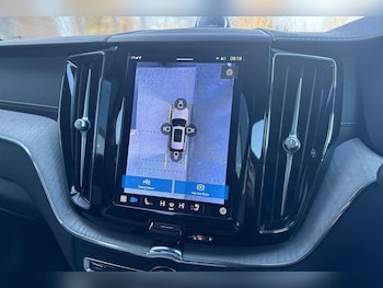 Used Volvo XC60 2023 for sale - 76700840: Photo