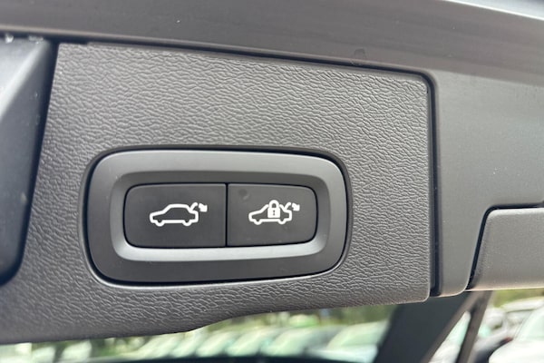 Used Volvo XC60 2022 for sale - 76151878: Photo 20