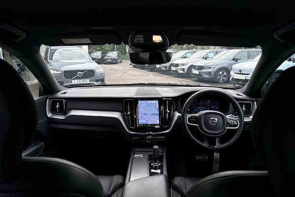 Used Volvo XC60 2022 for sale - 76151878: Photo 3