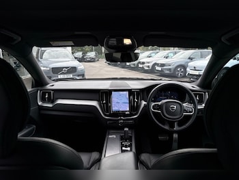Used Volvo XC60 2022 for sale - 76151878: Photo 3