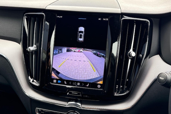 Used Volvo XC60 2022 for sale - 76151878: Photo 4