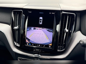 Used Volvo XC60 2022 for sale - 76151878: Photo 4