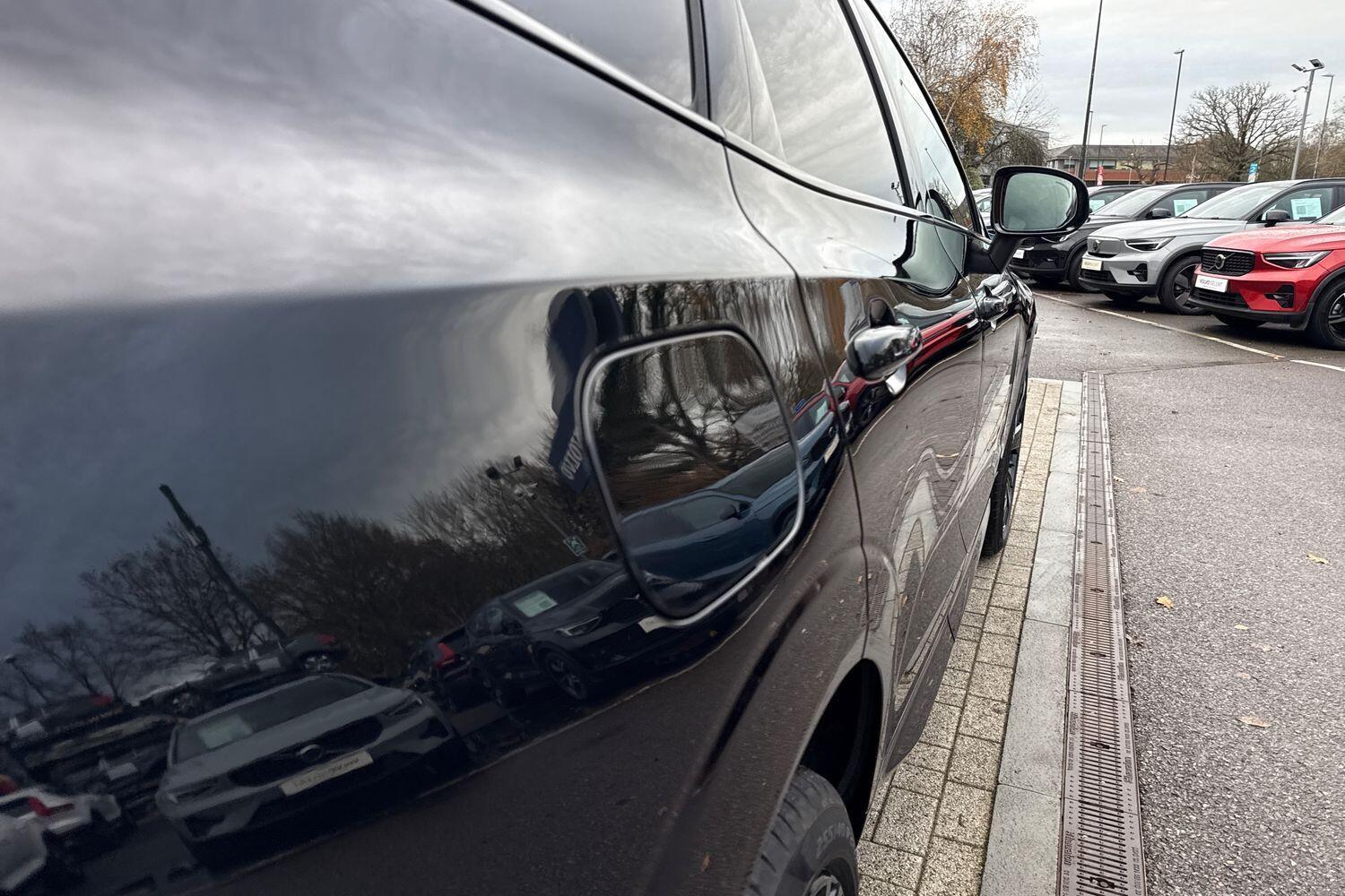 Used Volvo XC60 2025 for sale - 76898954: Photo 19