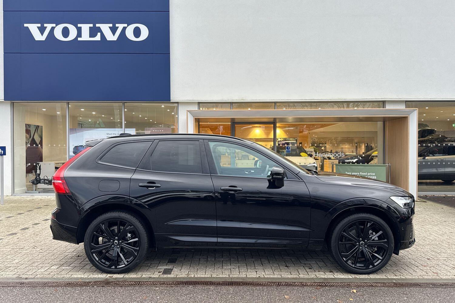 Used Volvo XC60 2025 for sale - 76898954: Photo 2