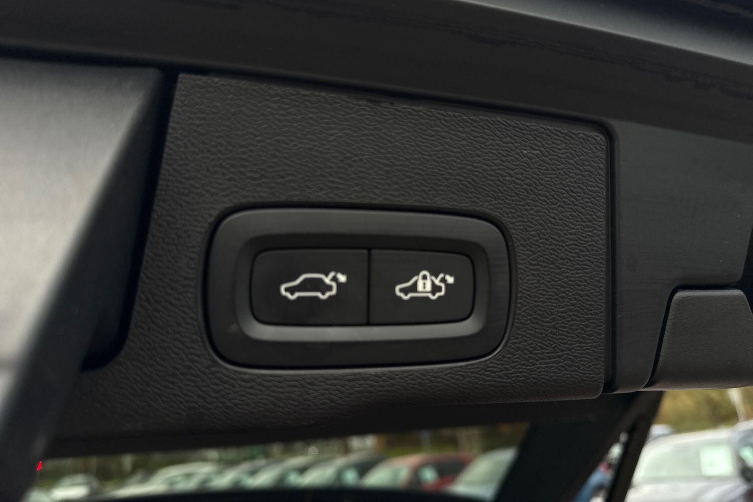 Used Volvo XC60 2025 for sale - 76898954: Photo 21