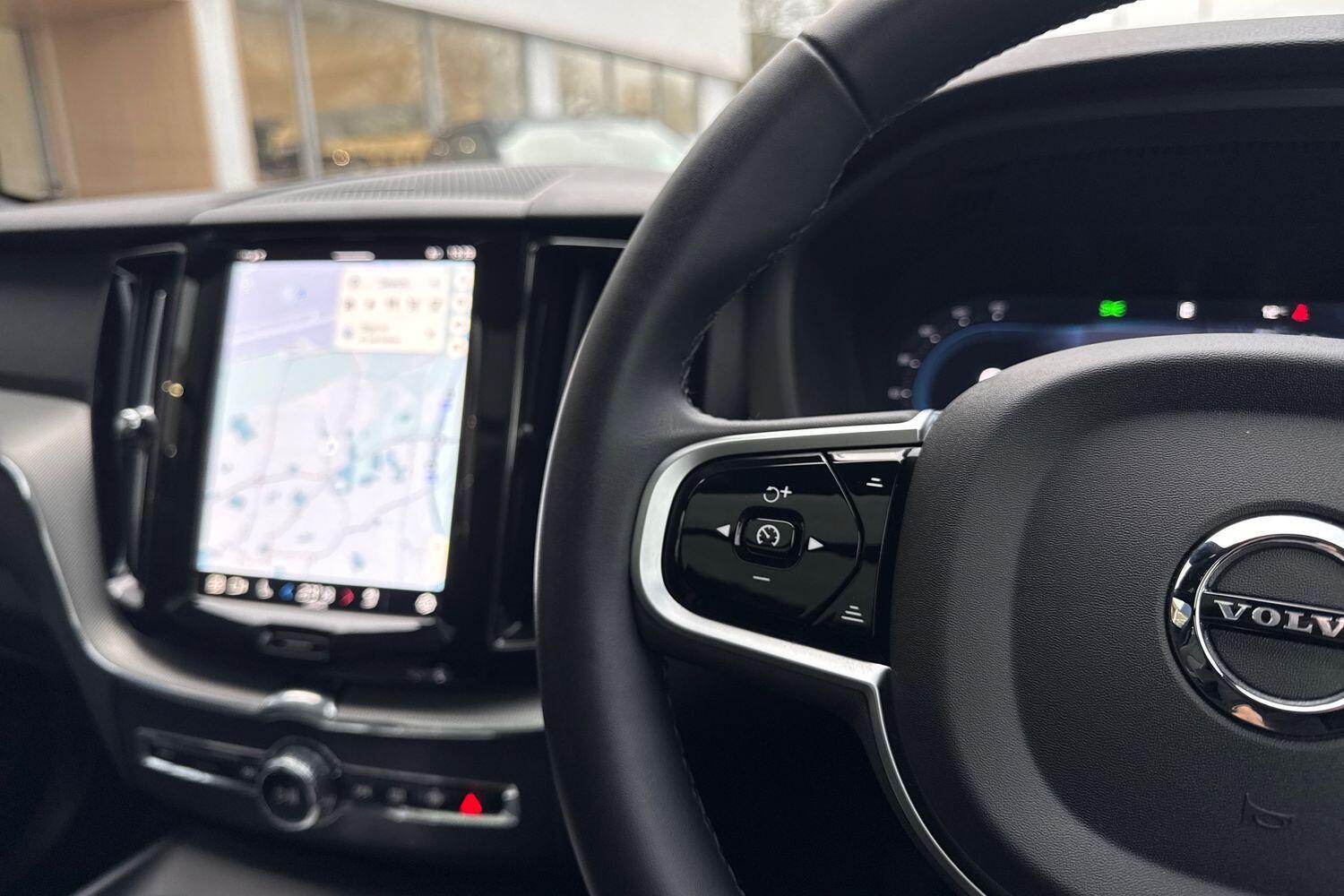 Used Volvo XC60 2025 for sale - 76898954: Photo 36