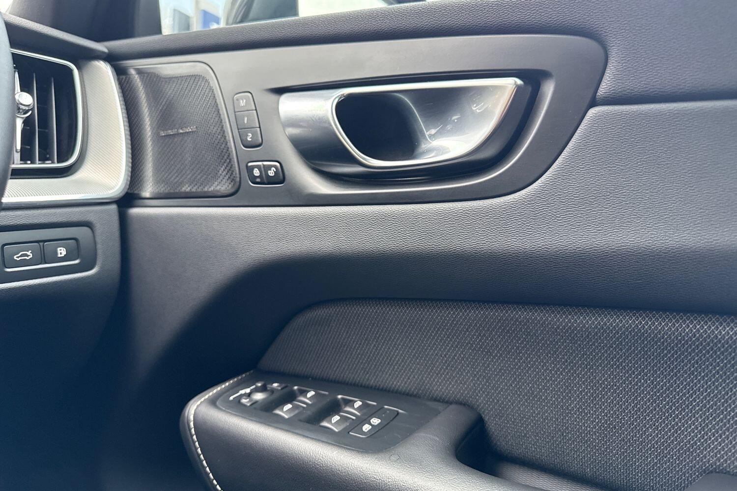 Used Volvo XC60 2025 for sale - 76898954: Photo 42