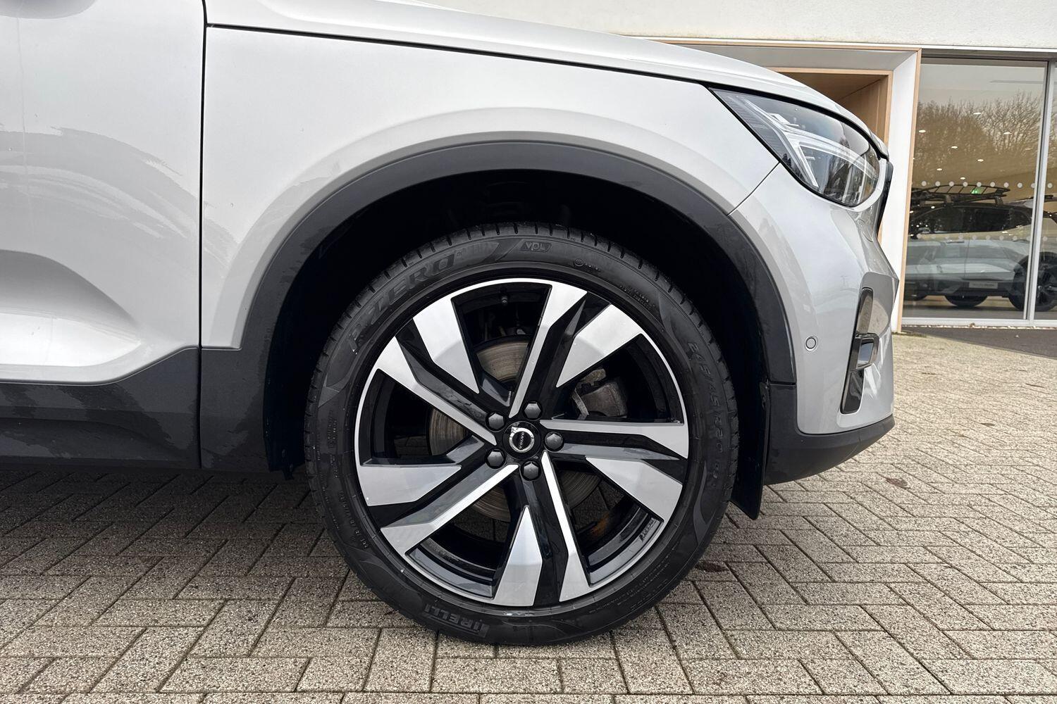 Used Volvo XC40 2023 for sale - 77255322: Photo 14