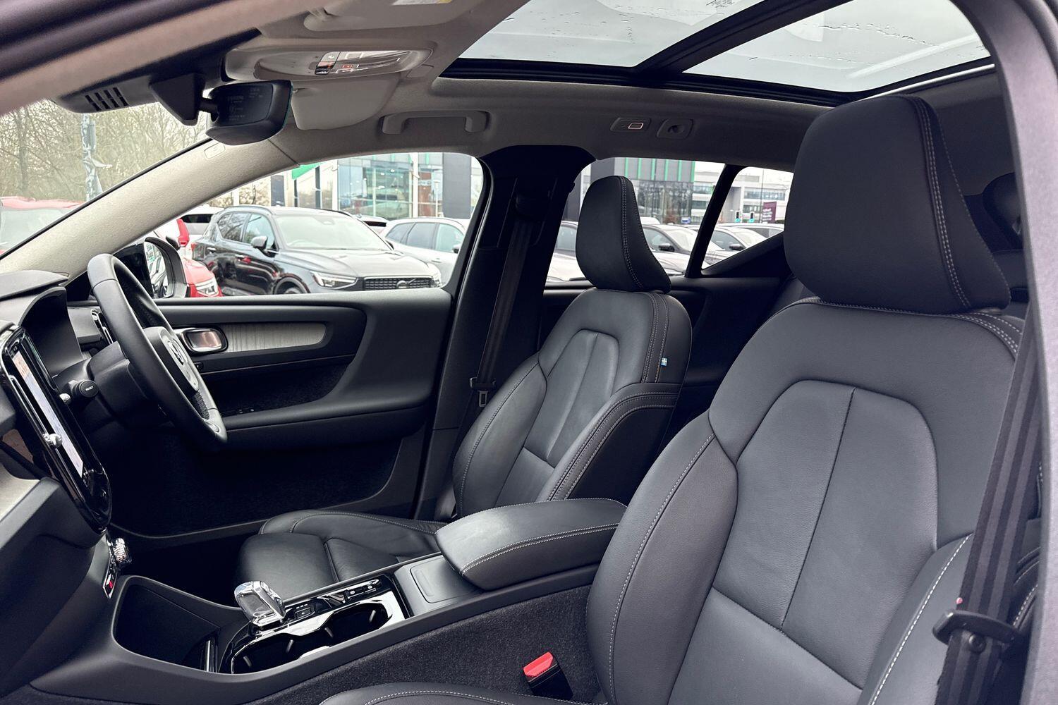 Used Volvo XC40 2023 for sale - 77255322: Photo 28