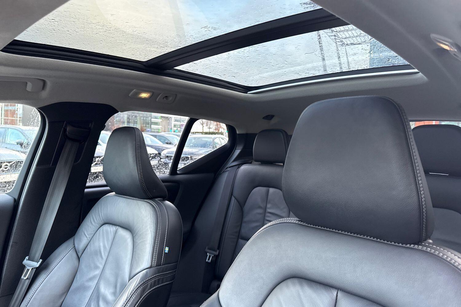 Used Volvo XC40 2023 for sale - 77387325: Photo 29