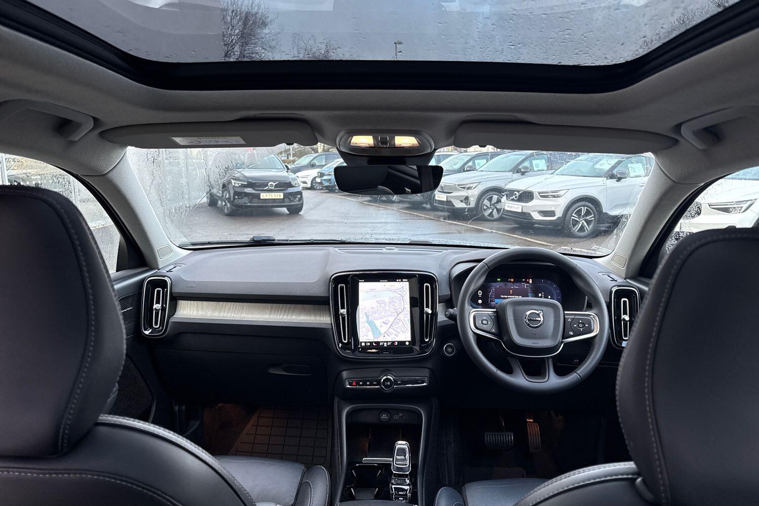 Used Volvo XC40 2023 for sale - 77387325: Photo 3