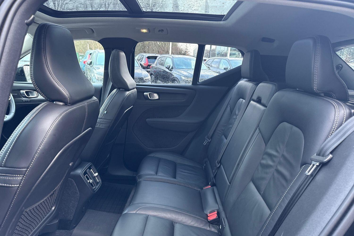 Used Volvo XC40 2023 for sale - 77387325: Photo 30