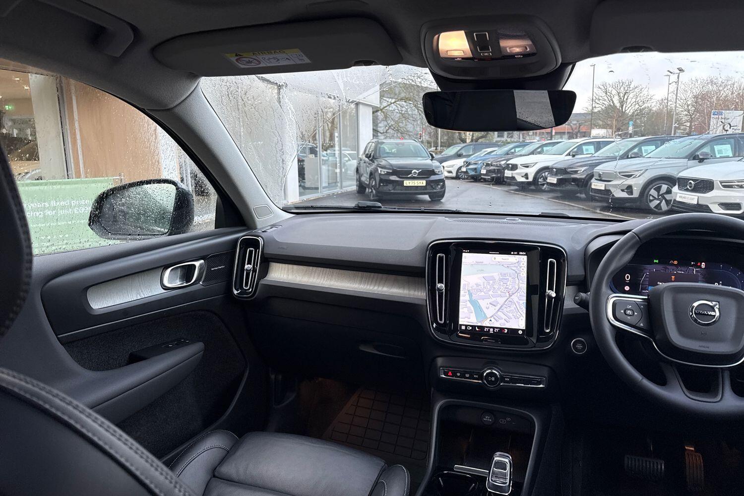 Used Volvo XC40 2023 for sale - 77387325: Photo 32