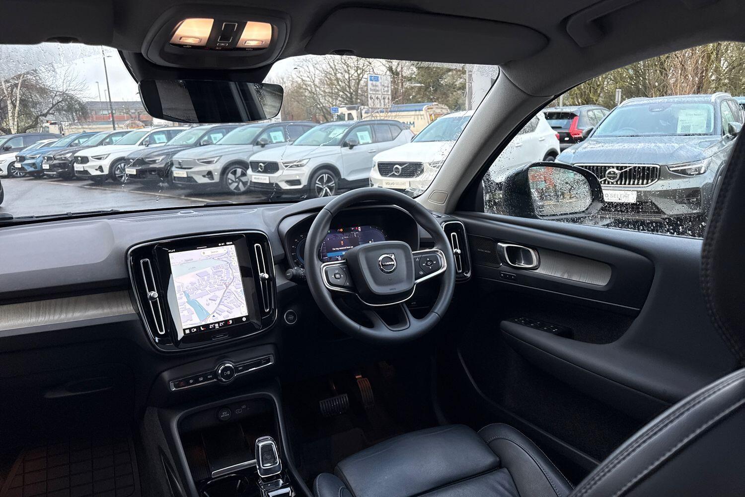 Used Volvo XC40 2023 for sale - 77387325: Photo 33