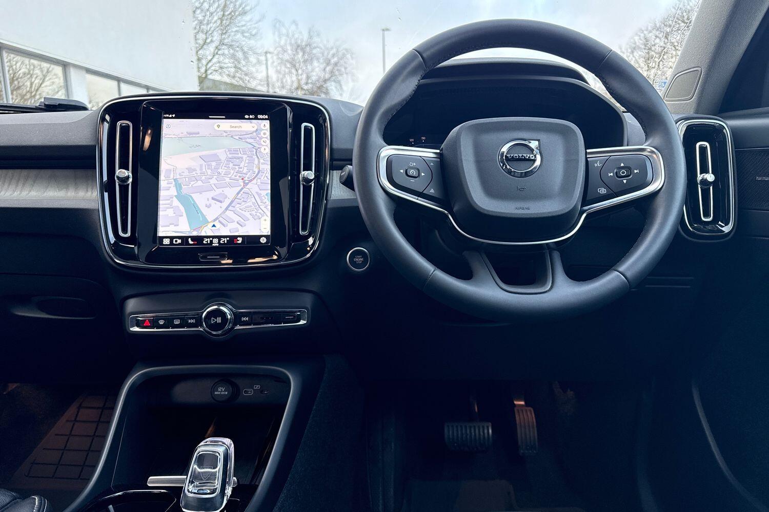 Used Volvo XC40 2023 for sale - 77387325: Photo 34