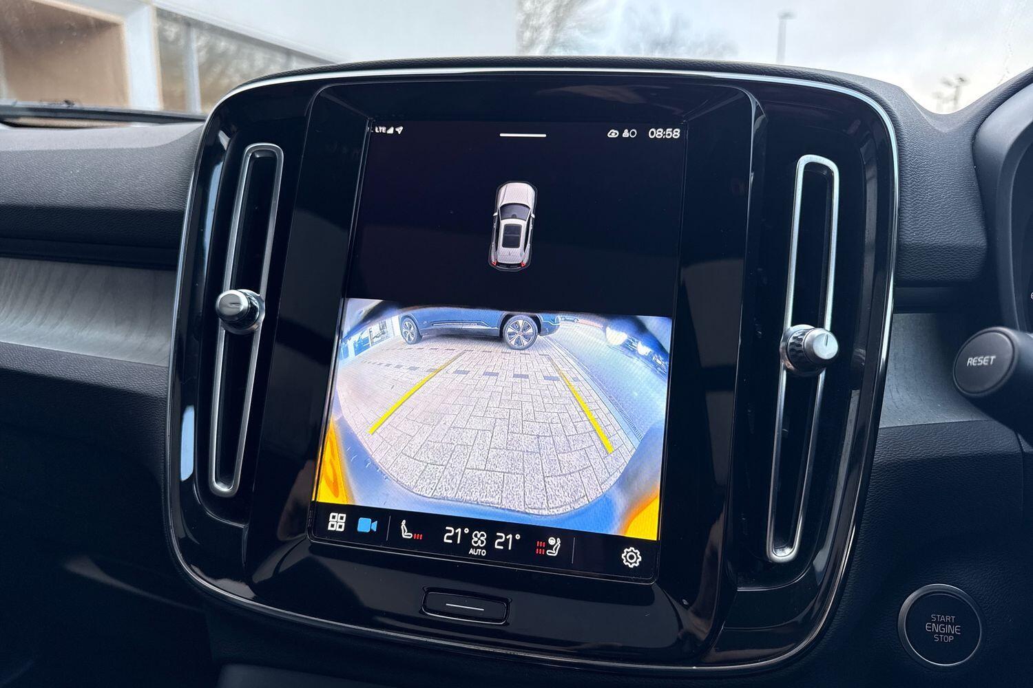 Used Volvo XC40 2023 for sale - 77387325: Photo 38