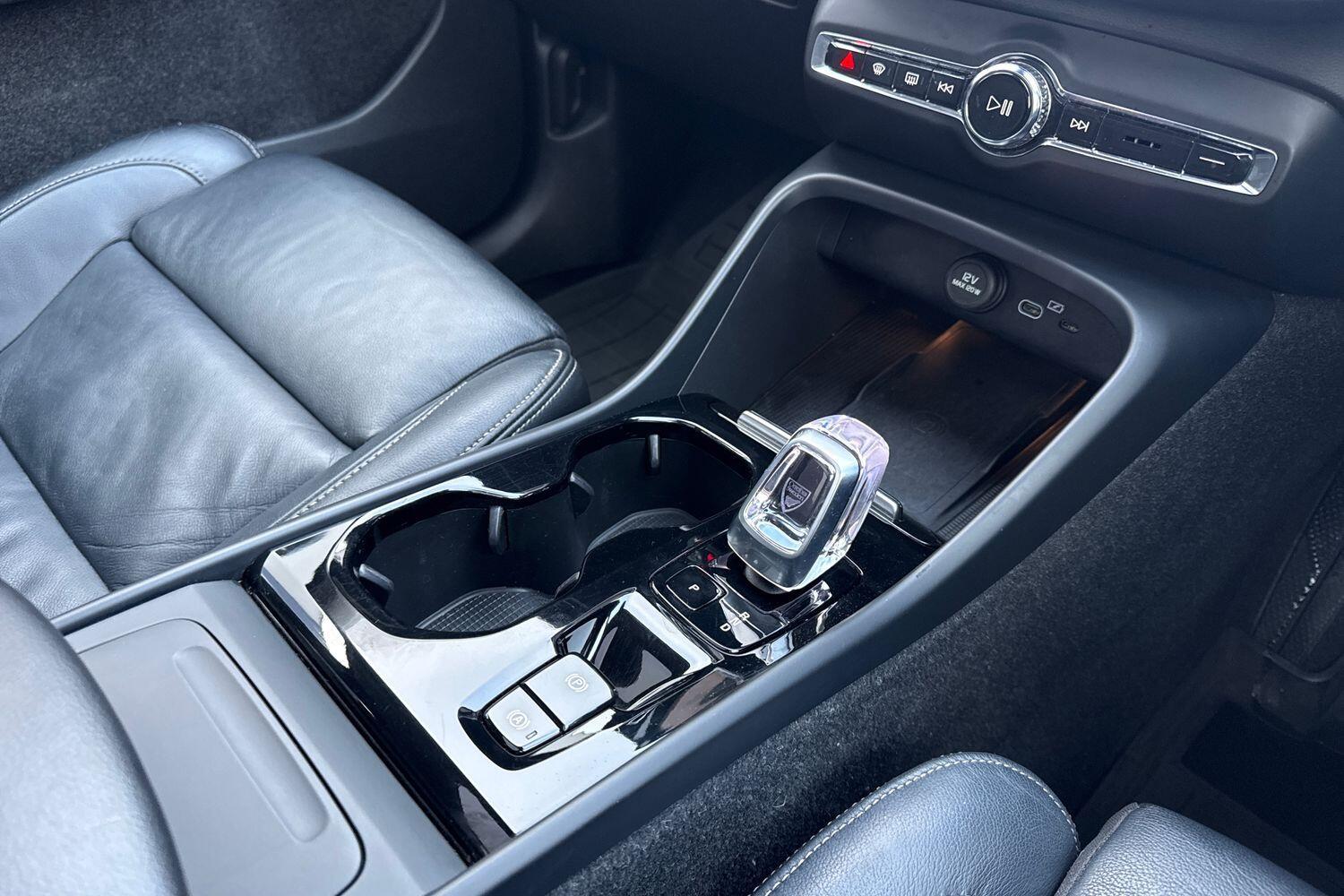 Used Volvo XC40 2023 for sale - 77387325: Photo 43