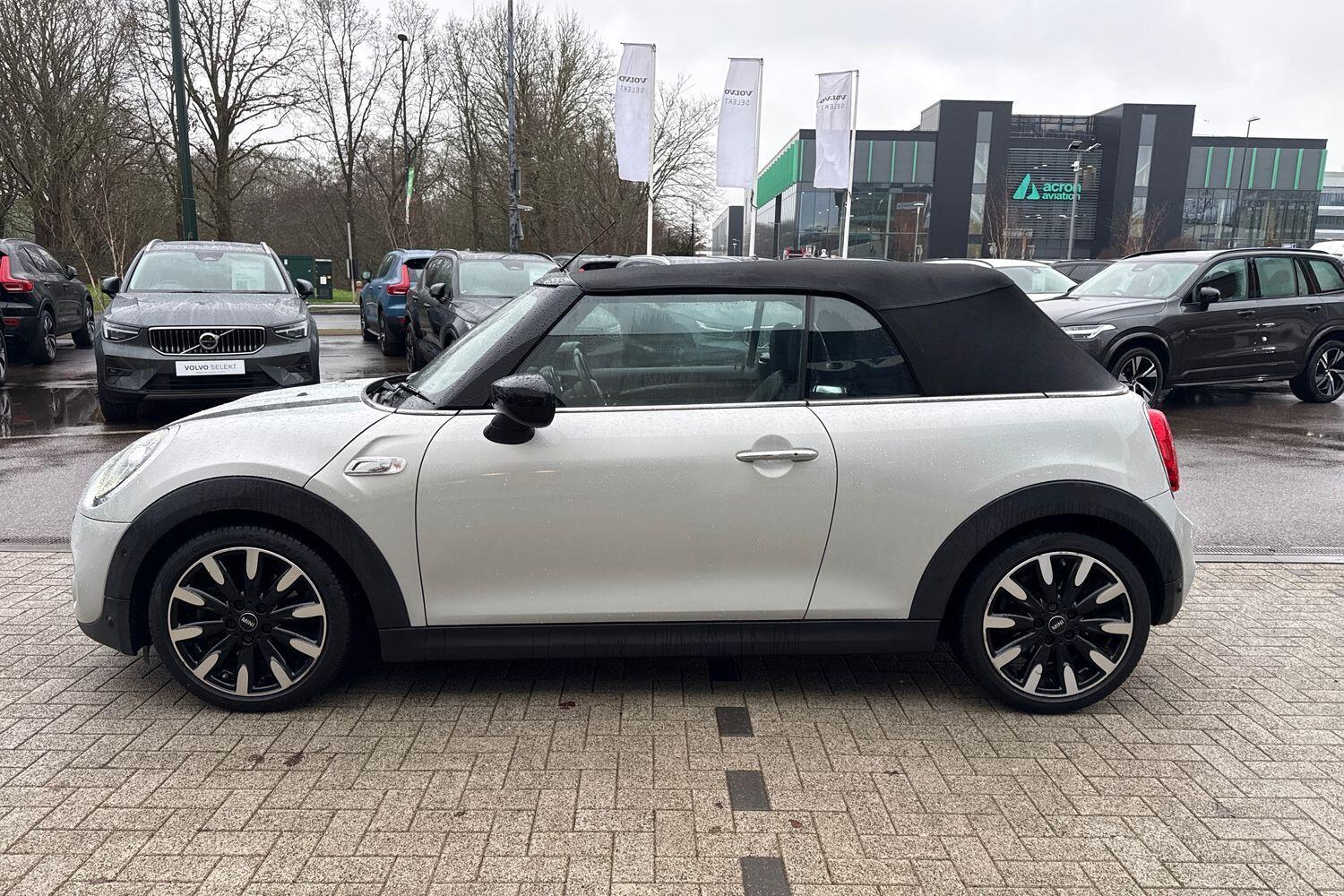 Used MINI Convertible 2020 for sale - 77425736: Photo 15
