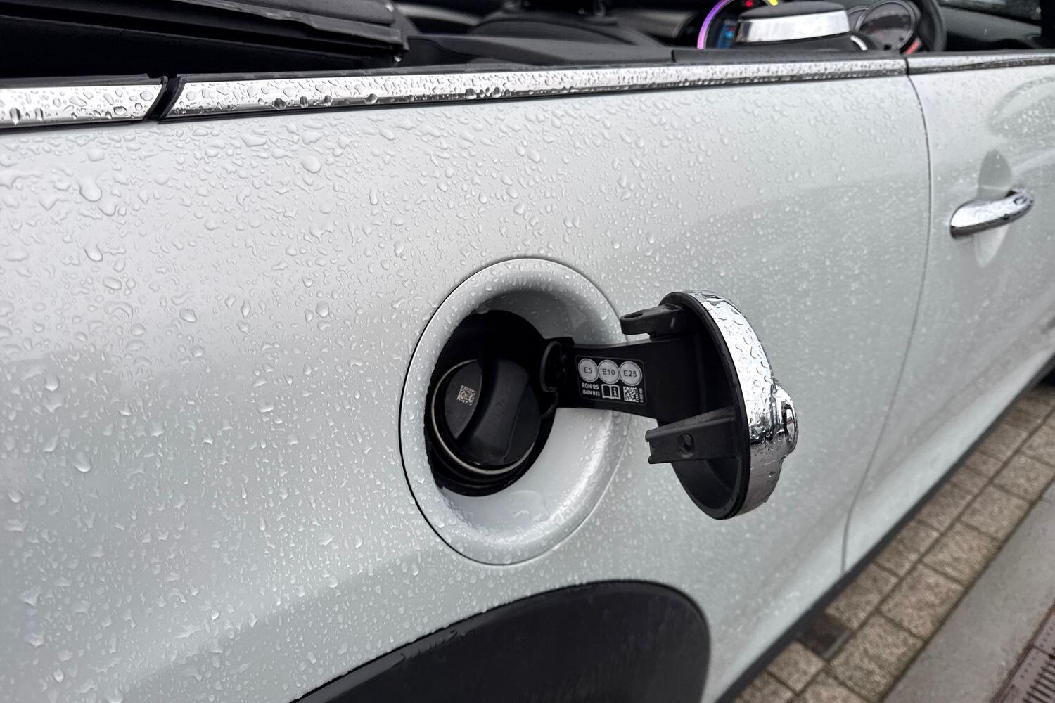 Used MINI Convertible 2020 for sale - 77425736: Photo 23