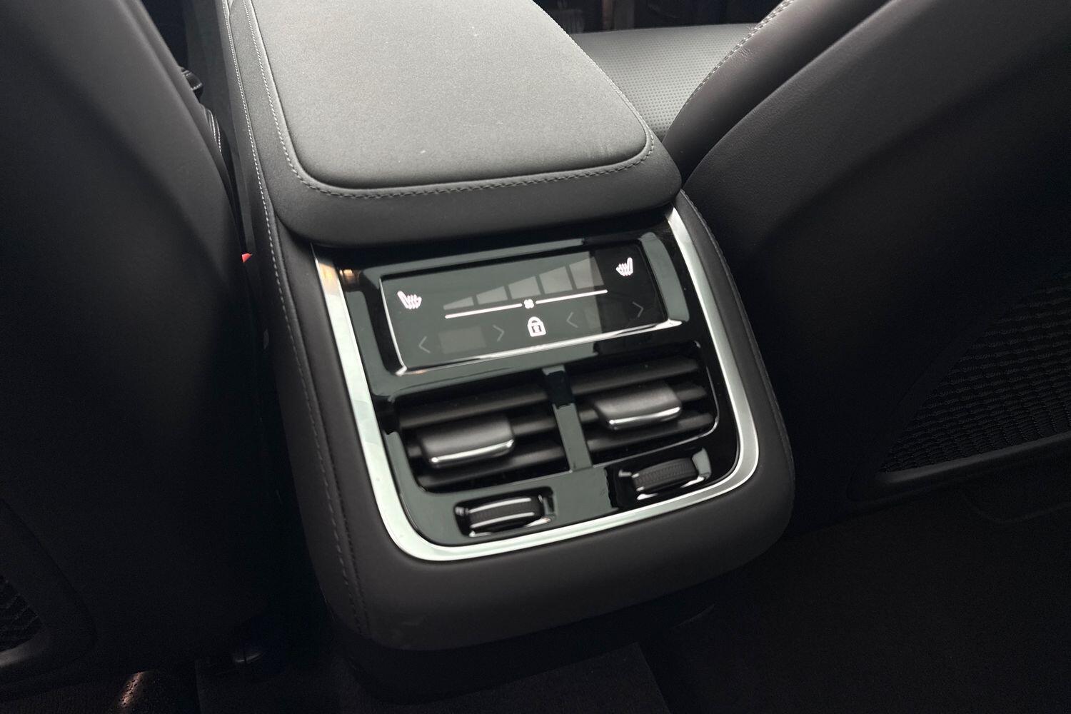 Used Volvo XC90 2025 for sale - 76990436: Photo 35