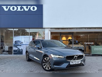 2022 (72) - 2.0 B3 MHEV Core Estate 5dr Petrol Hybrid DCT Auto Euro 6 (s/s) (163 ps)