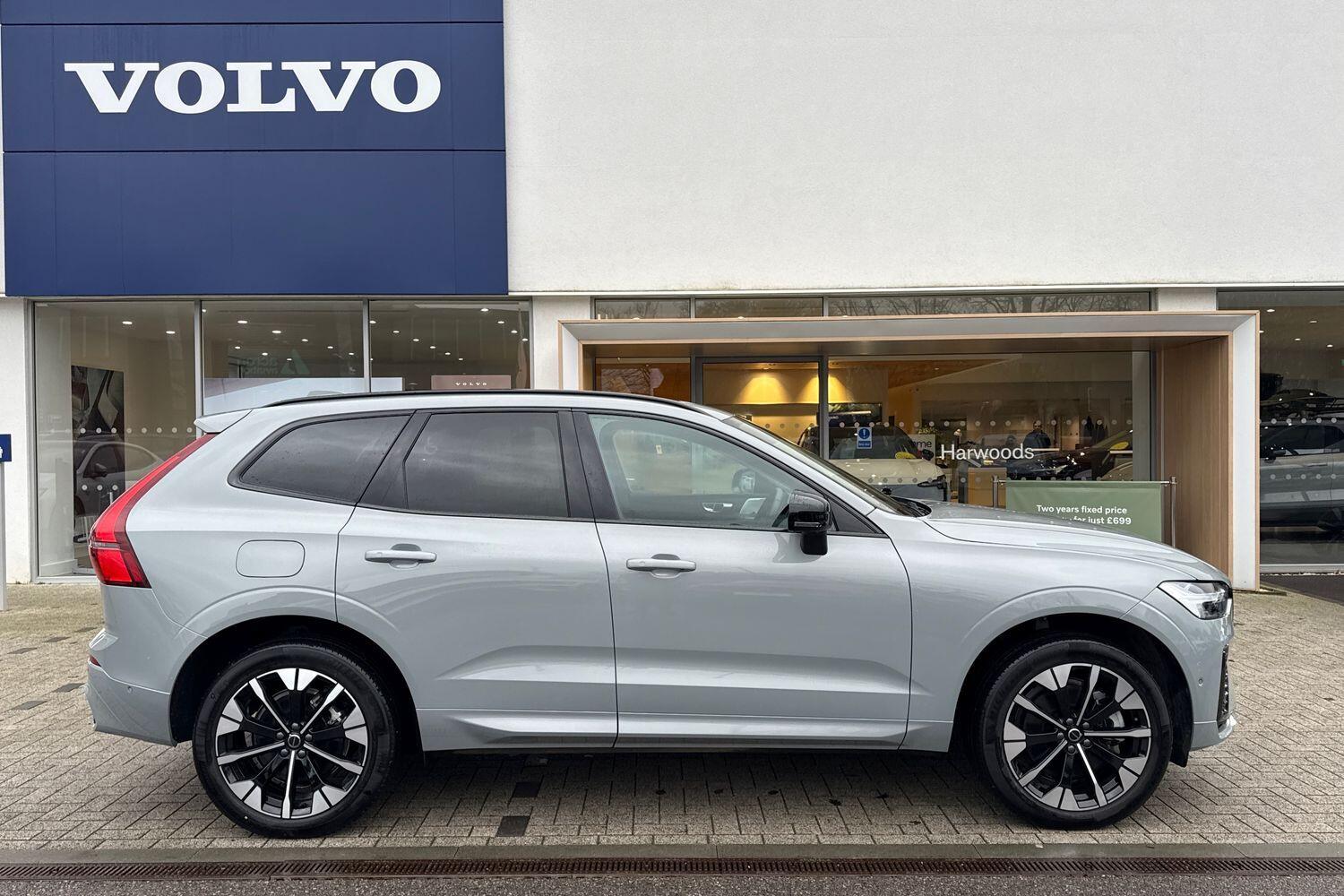 Used Volvo XC60 2025 for sale - 77306337: Photo 2