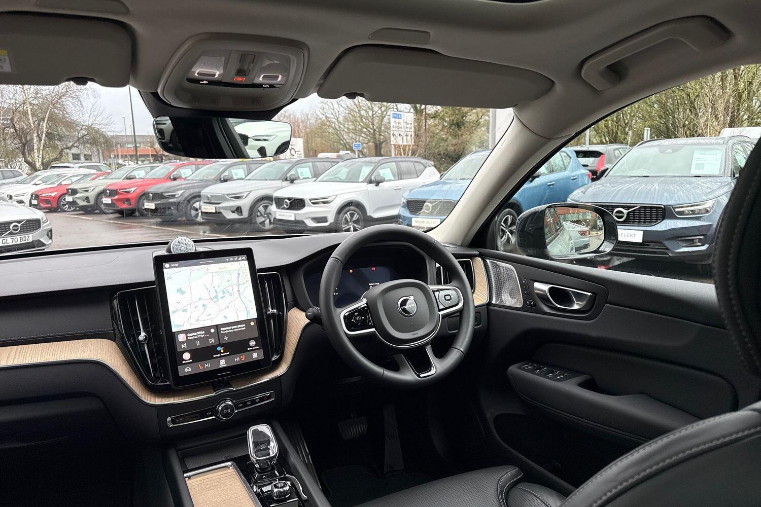 Used Volvo XC60 2025 for sale - 77306337: Photo 33