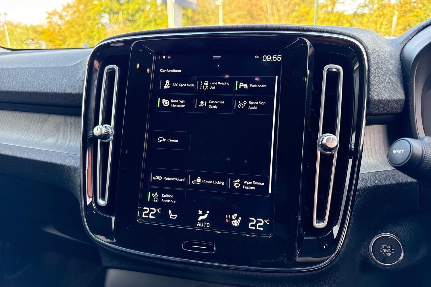 Used Volvo XC40 2022 for sale - 77202847: Photo 42