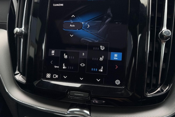 Used Volvo XC60 2024 for sale - 75334713: Photo 40