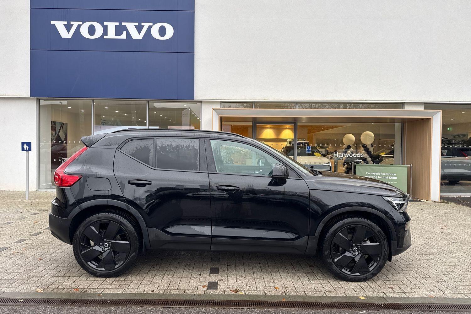 Used Volvo XC40 2024 for sale - 76772186: Photo 2