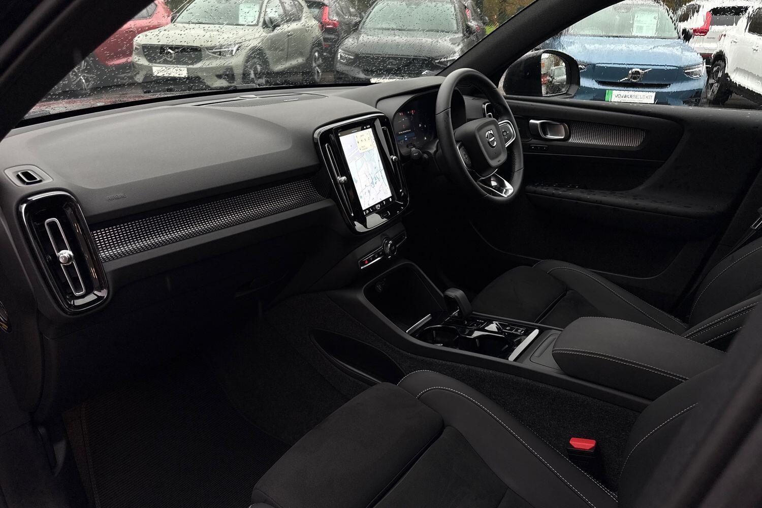 Used Volvo XC40 2024 for sale - 76772186: Photo 27