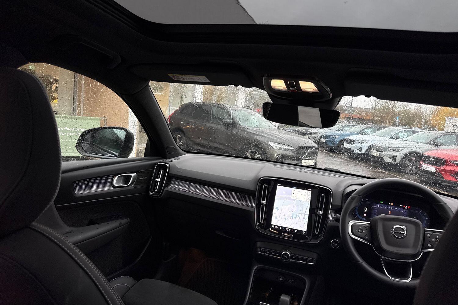 Used Volvo XC40 2024 for sale - 76772186: Photo 32