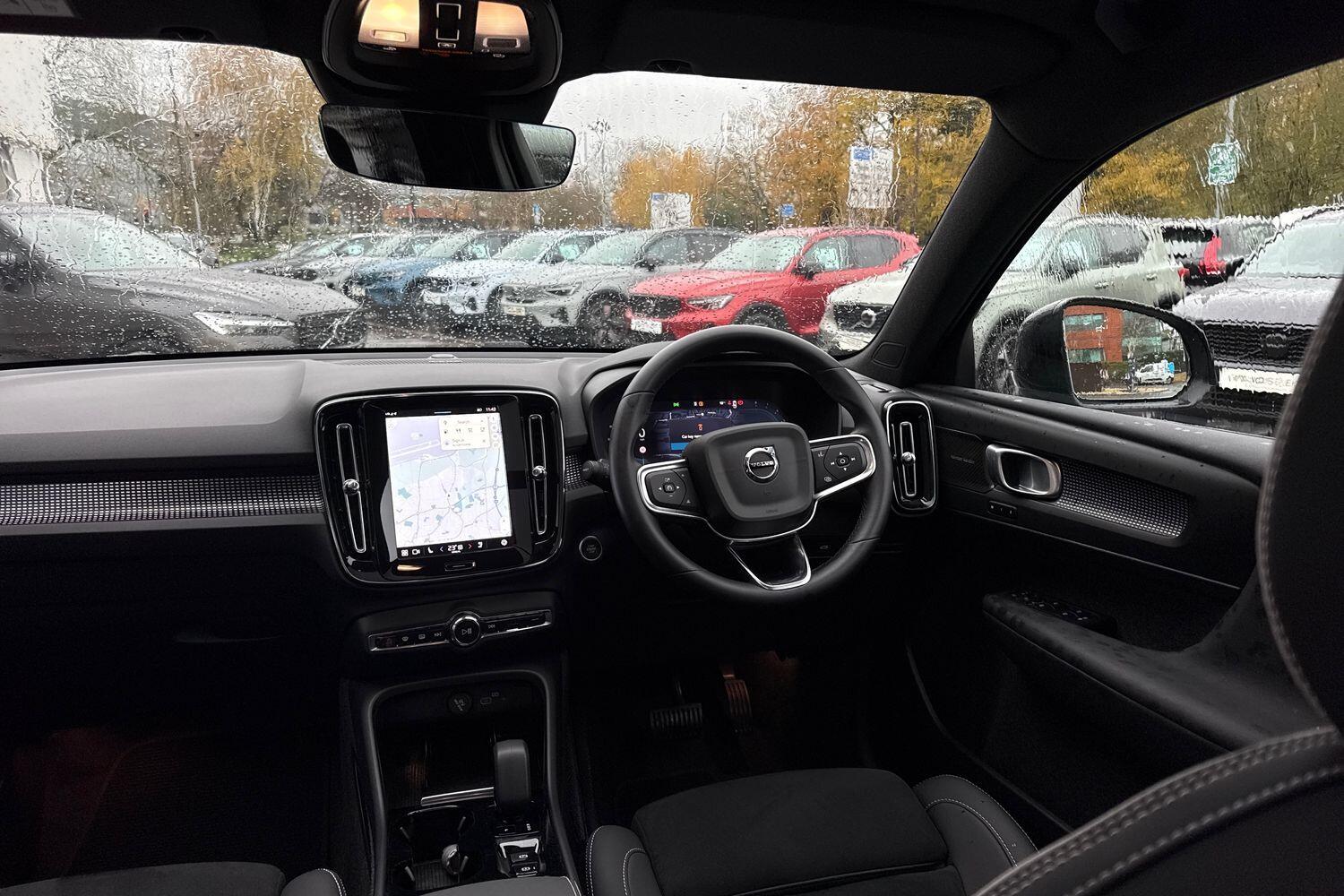 Used Volvo XC40 2024 for sale - 76772186: Photo 33