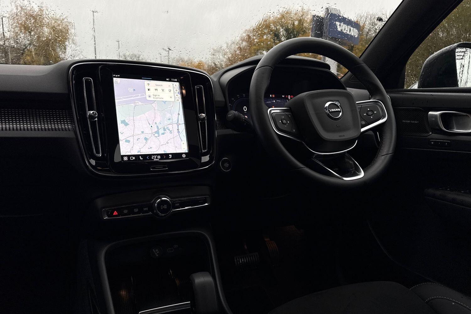 Used Volvo XC40 2024 for sale - 76772186: Photo 35