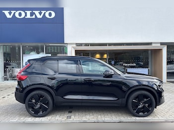 Used Volvo XC40 2025 for sale - 75809850: Photo