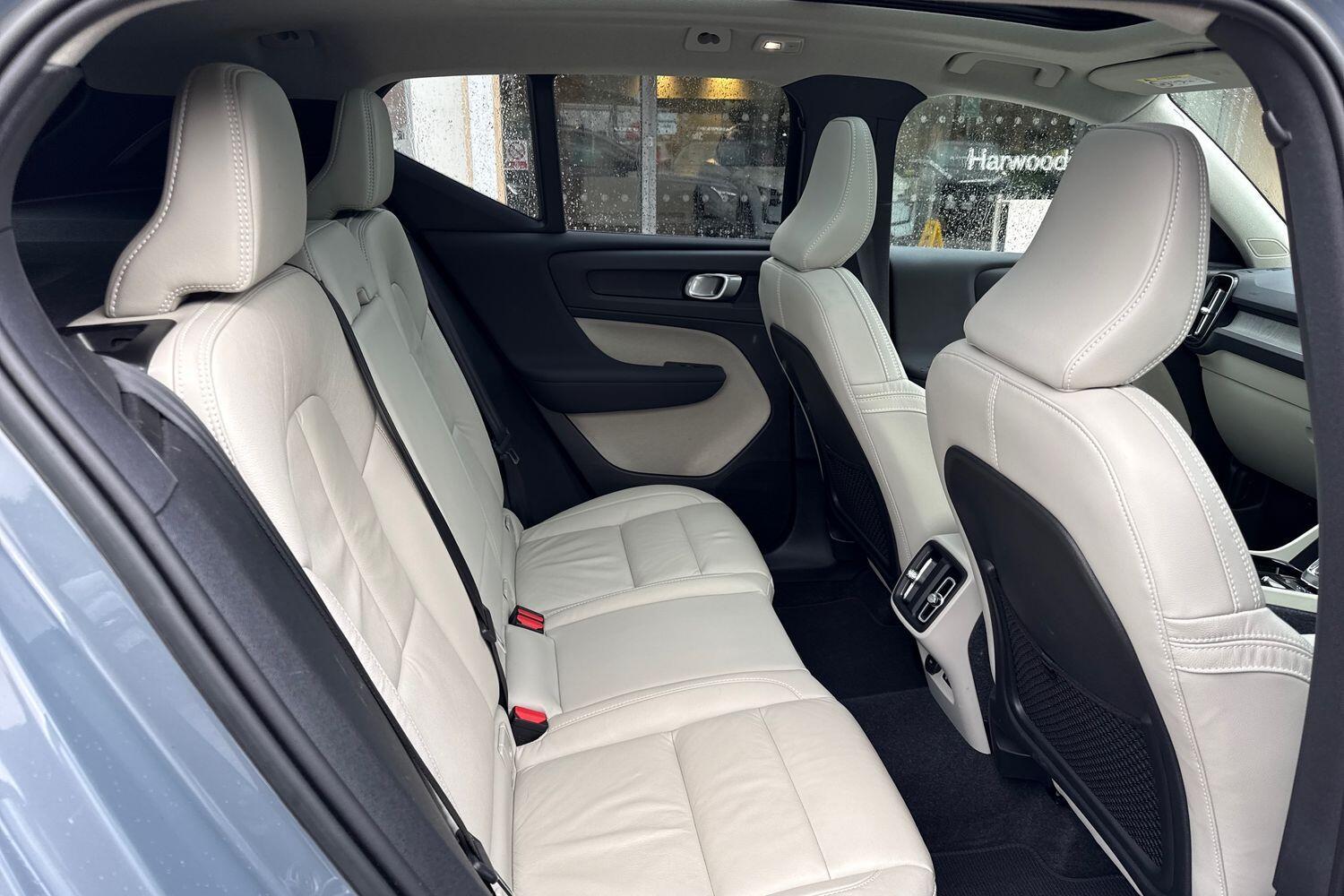 Used Volvo XC40 2022 for sale - 76361409: Photo 22