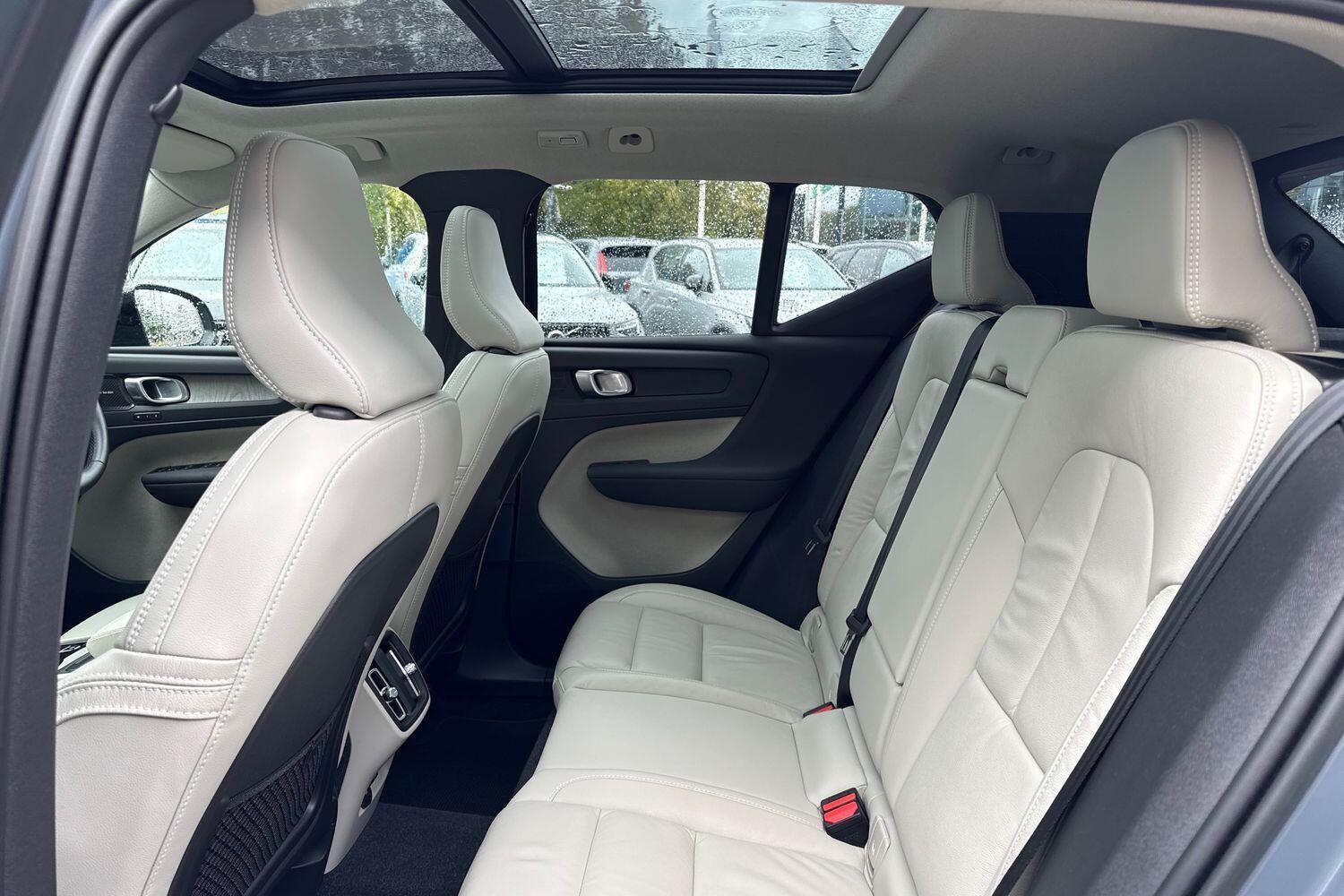 Used Volvo XC40 2022 for sale - 76361409: Photo 29