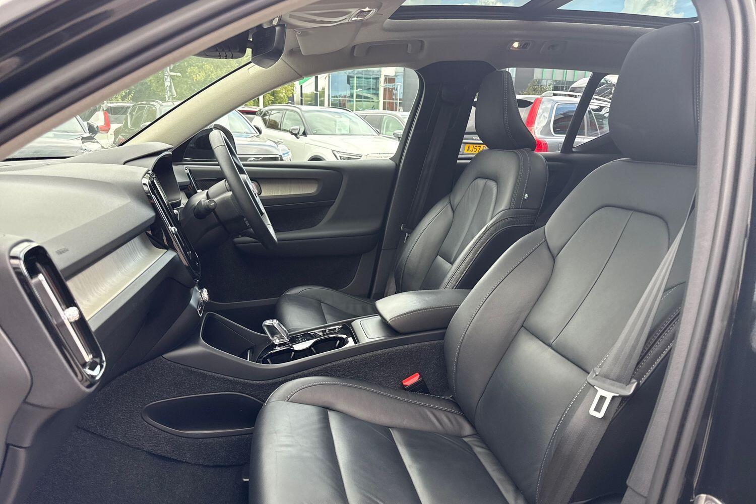 Used Volvo XC40 2022 for sale - 76512907: Photo 29