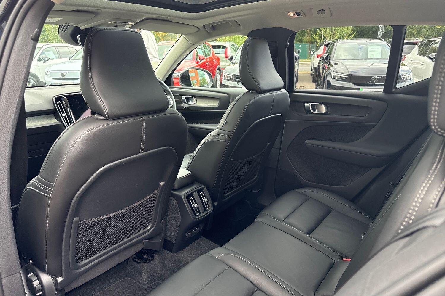 Used Volvo XC40 2022 for sale - 76512907: Photo 32