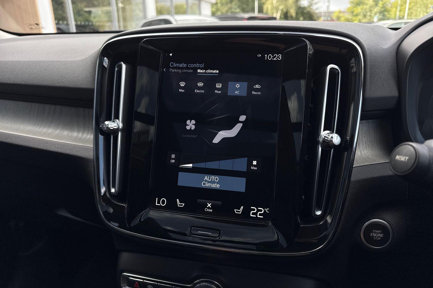 Used Volvo XC40 2022 for sale - 76512907: Photo 40