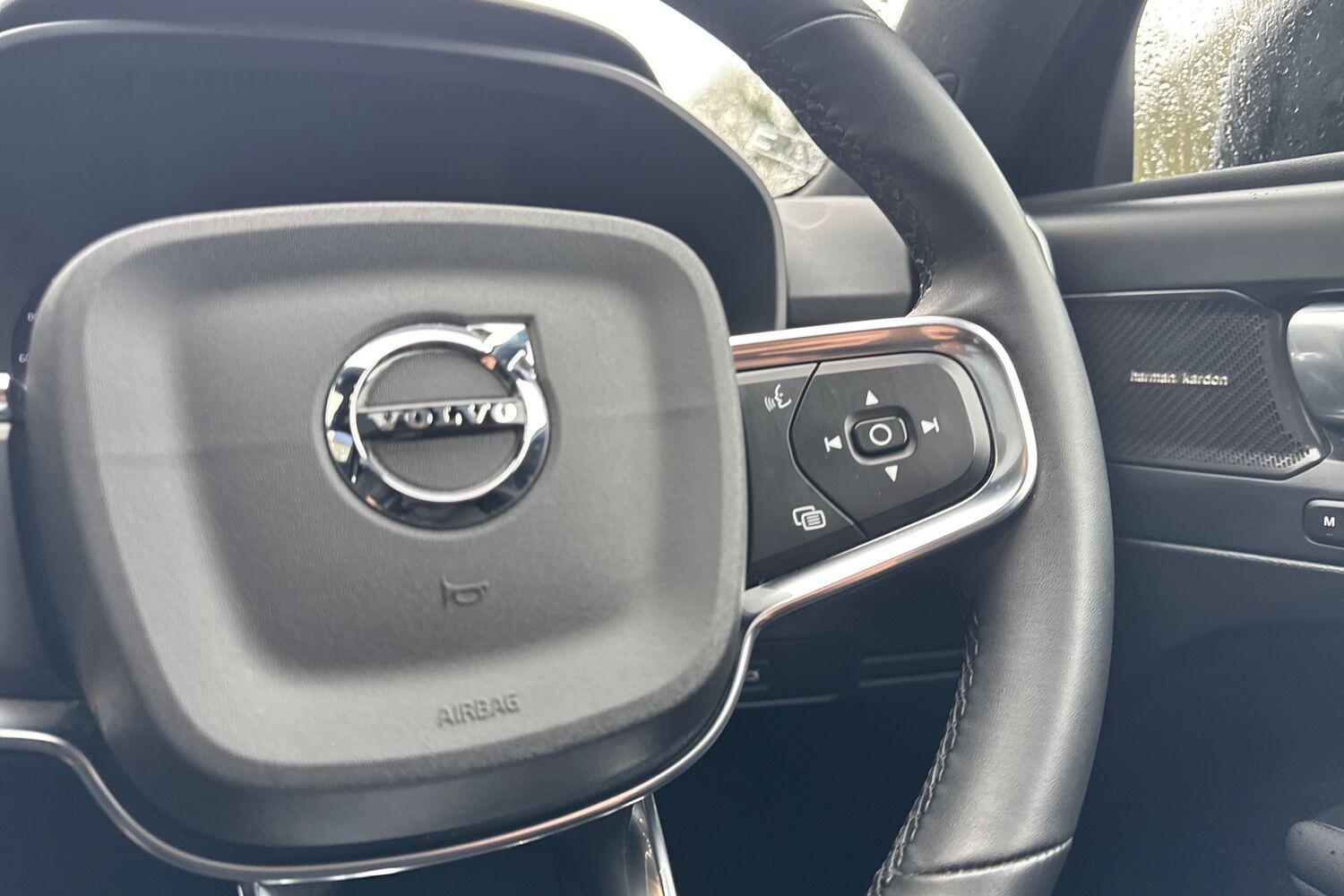 Used Volvo XC40 2022 for sale - 77705535: Photo 37