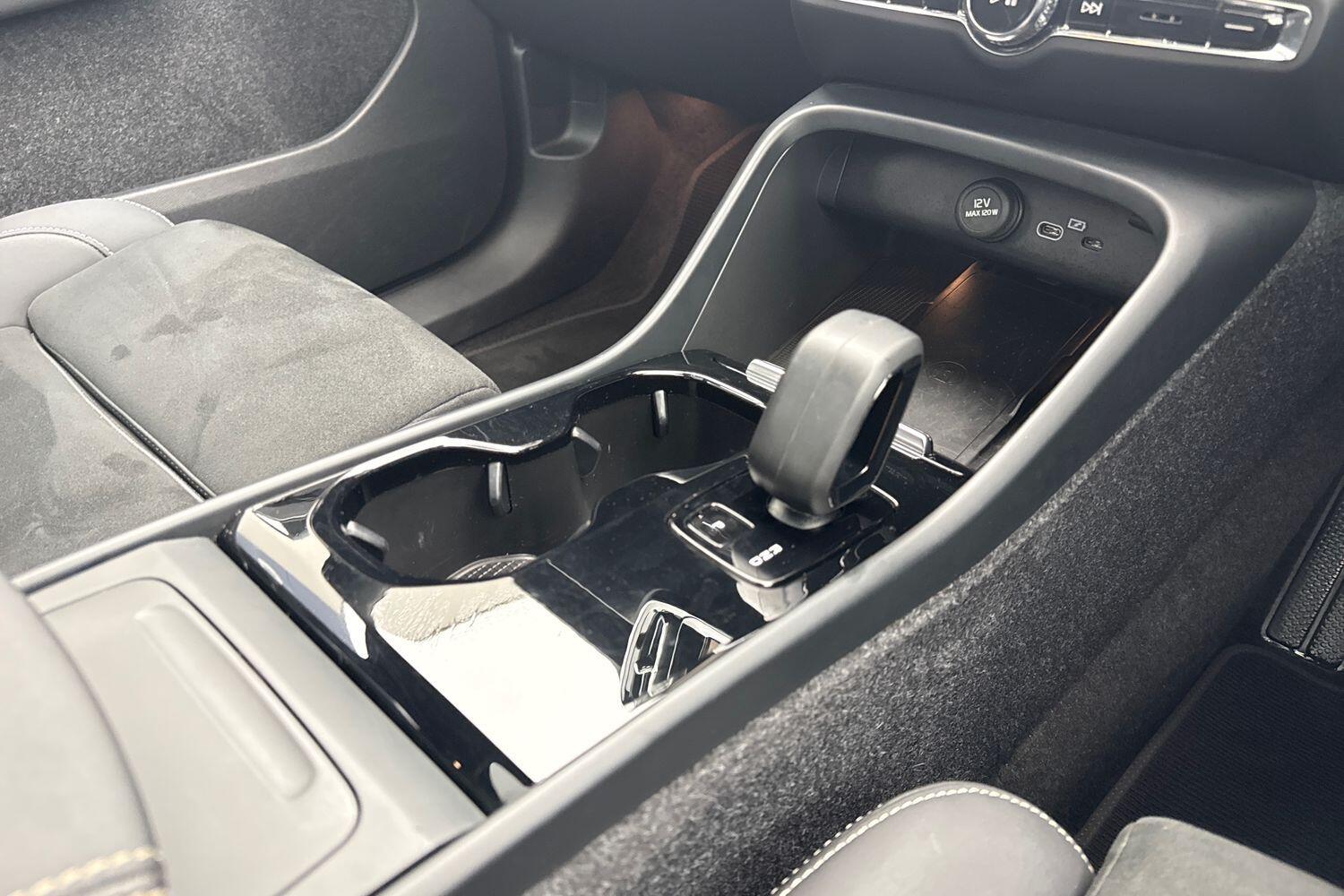 Used Volvo XC40 2022 for sale - 77705535: Photo 41